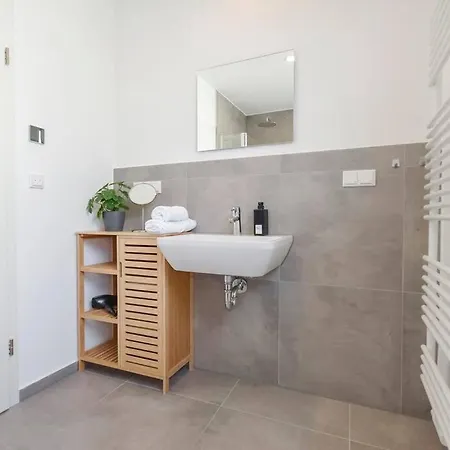 At Weinmeister - Luftig & Leicht דירה *